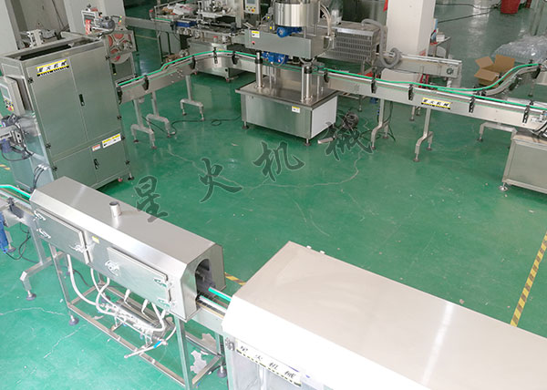 自動化辣子醬灌裝設備
