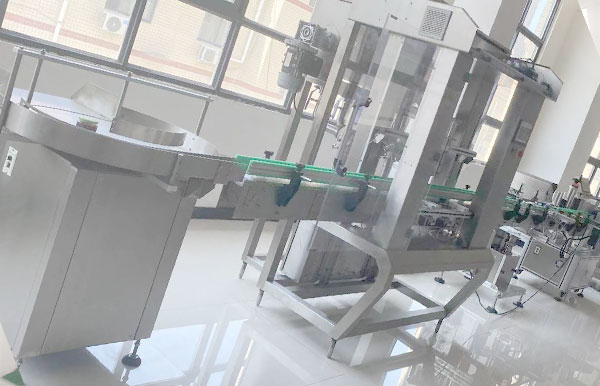 自動(dòng)化辣子醬灌裝設(shè)備