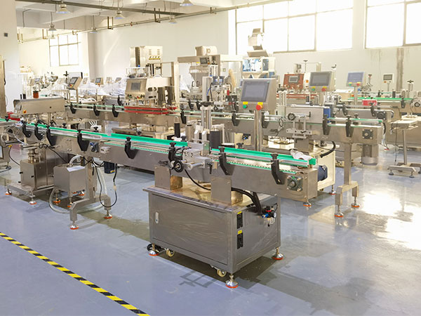 十二頭定量液體灌裝機